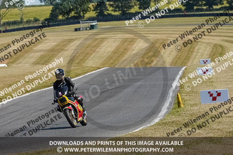 cadwell park;cadwell park photographs;cadwell trackday photographs;enduro digital images;event digital images;eventdigitalimages;peter wileman photography;racing digital images;trackday digital images;trackday photos